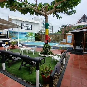 4* Pensión Galyrod House